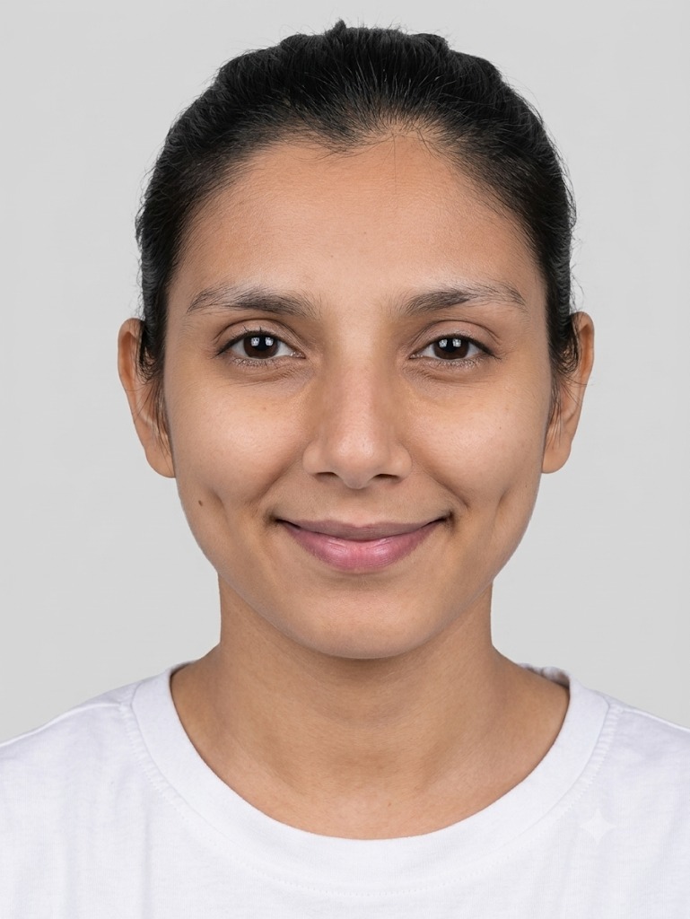 Ayushi - Part time Baby Sitter in New Marine Lines, in Mumbai